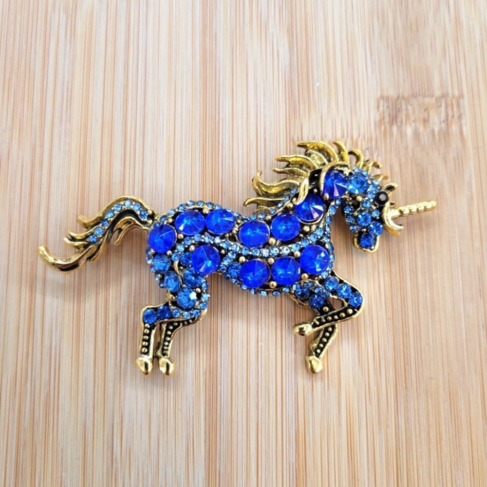 Brand New 2 In 1 Blue & Gold Tone Unicorn Rhinestone Brooch Pin & Pendant